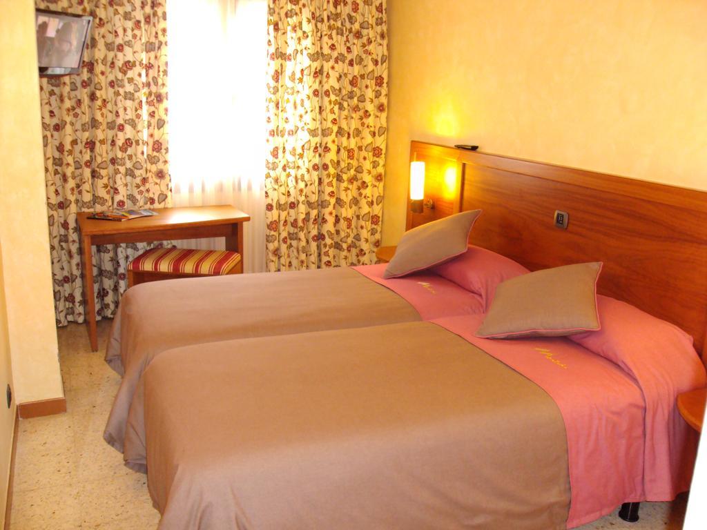 Hostal Montana Alins Номер фото