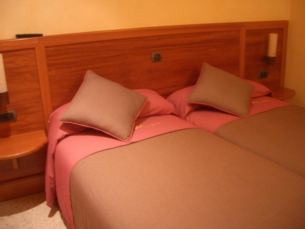 Hostal Montana Alins Номер фото